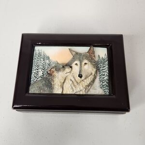 Vintage Mother Baby Wolves Gray Wolf Relief Wood Trinket Jewlery Box 90s 1990s